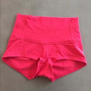 Lululemon booty shorts